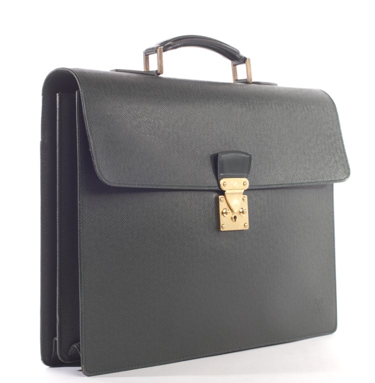 Women's LOUIS VUITTON Green Taiga Robusto Leather Briefcase