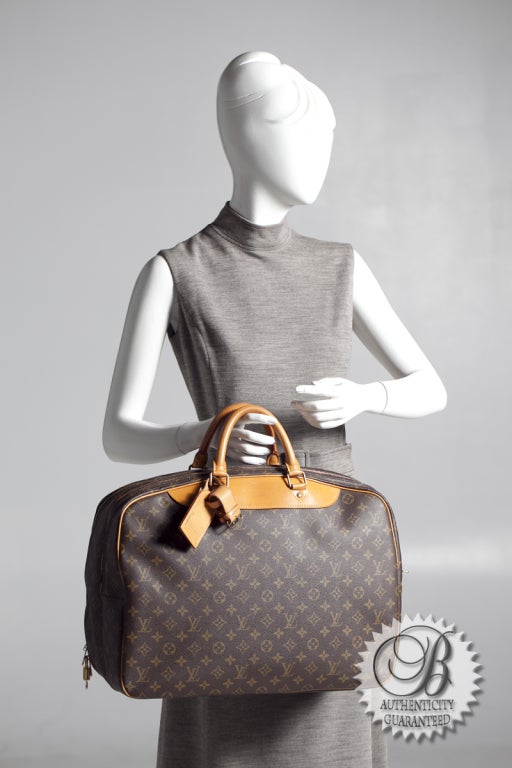 LOUIS VUITTON Monogram Alize 24 Heures Soft Travel Bag For Sale 4