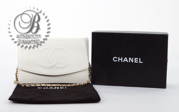 CHANEL White WOC Wallet on a Chain Bag Purse 4