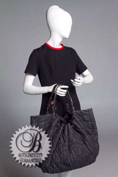 CHANEL Coco Cabas Spirit Denim XL Tote Bag For Sale 4