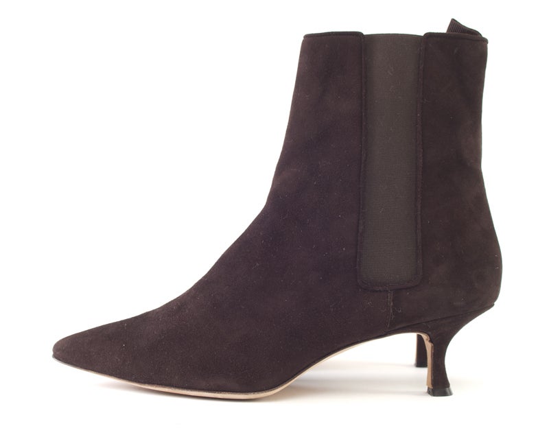 MANOLO BLAHNIK Brown Suede Ankle Boots New 9.5 For Sale 1