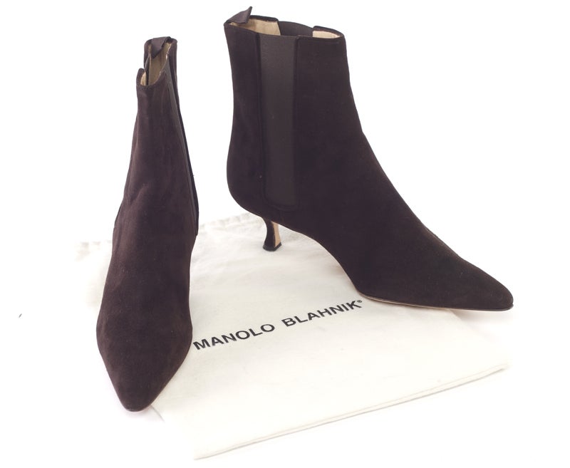 MANOLO BLAHNIK Brown Suede Ankle Boots New 9.5 For Sale 6