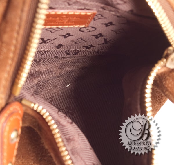 LOUIS VUITTON Onatah Brown Suede Cacao PM Bag Hobo For Sale 3