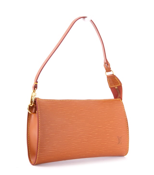 This is an authentic LOUIS VUITTON Cipango Epi Leather Pochette Accessories Pouch Bag. It is done in lovely cipango epi leather with yellow stitching trim, and gold hardware. Like the traditional pochette accessories bag, the strap is removable and