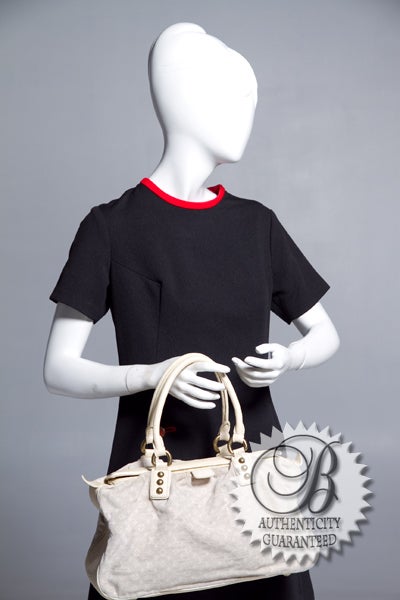 LOUIS VUITTON Mini Lin Sand Beige Trapeze GM Bag For Sale 7