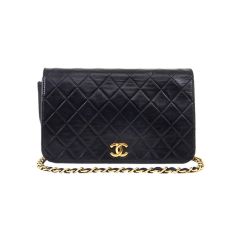 CHANEL Black Vintage Quilted Black Flap Cross Bag CHANEL Black Vintage Quilted Black Flap Cross Bag