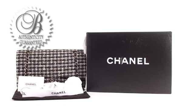 CHANEL Black White Tweed Chain Shoulder Bag Flap Purse For Sale 7