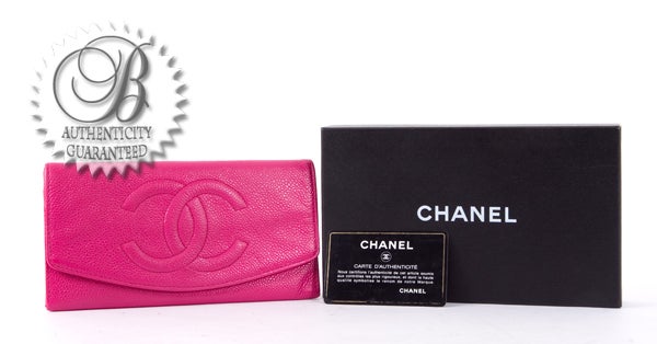 CHANEL Pink Caviar Leather Wallet Clutch 7