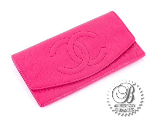 Women's CHANEL Pink Caviar Leather Wallet Clutch