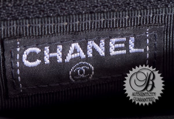 CHANEL Black Patent Leather KEYS BUTTONS Retro Flap Mini Bag For Sale 2
