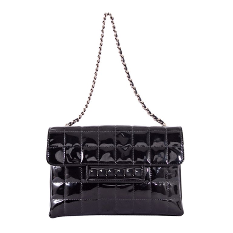 CHANEL Black Patent Leather KEYS BUTTONS Retro Flap Mini Bag For Sale