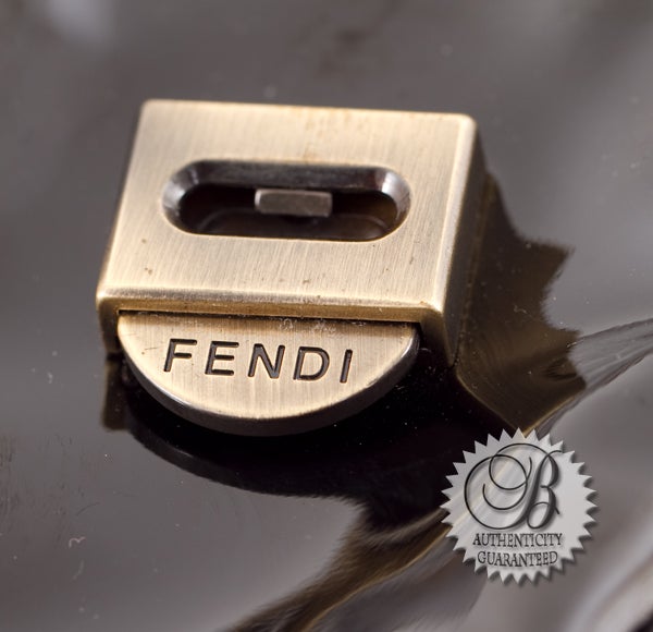 FENDI Black Patent Leather Large Classic B Bag For Sale 3