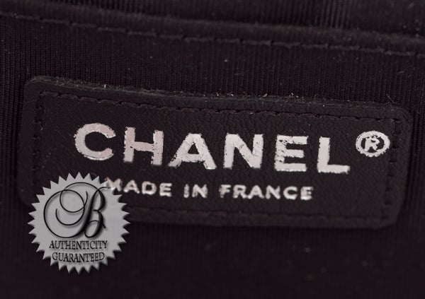 CHANEL Leo Flap Chevron Lion Clasp RARE Bag For Sale 1