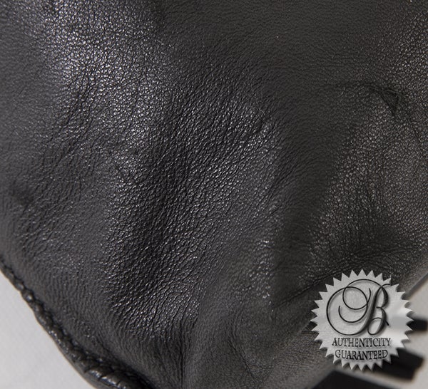 GUCCI Black Leather Tasseled Shoulder Bag For Sale 3