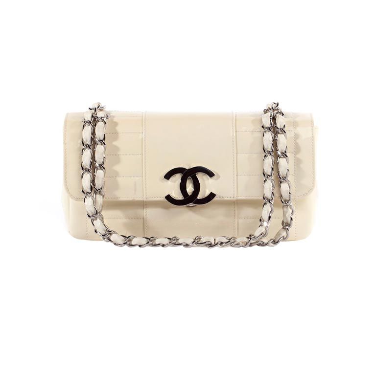 CHANEL Ivory Patent Leather Cube Quilted Flap Bag For Sale