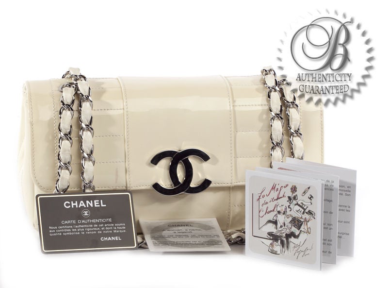 CHANEL Ivory Patent Leather Cube Quilted Flap Bag For Sale 7