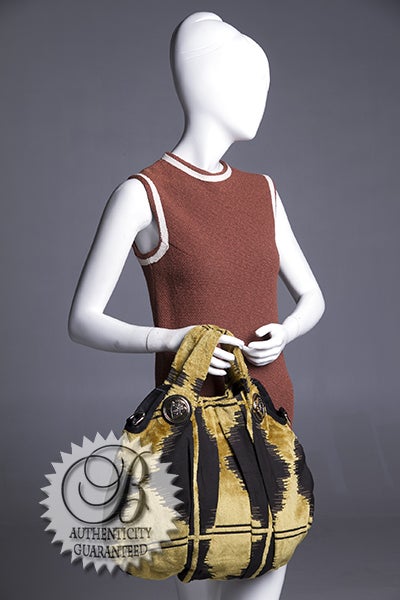 GUCCI Large Hysteria Hobo Bag Tapestry Velour Limited Edition Ru For Sale 6