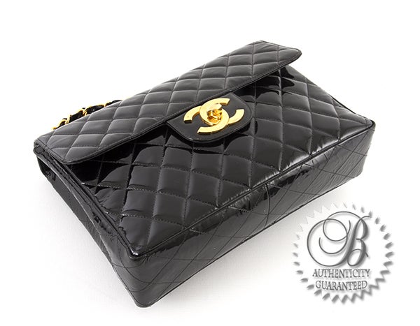 Women's CHANEL Black Patent Leather Maxi Jumbo Flap Bag For Sale