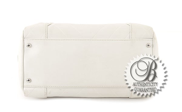 Women's Chanel Ivory Lambskin Leather Doctor Chevron Satchel Bag For Sale