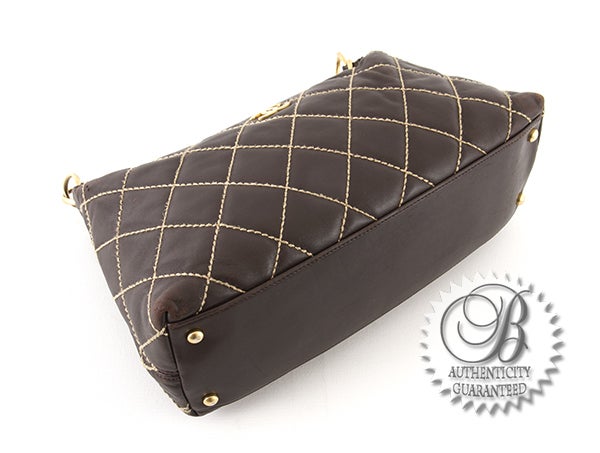 Women's Chanel Chocolate Brown Lambskin Leather Surpique Hobo Shoulder B For Sale