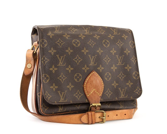 This is a guaranteed authentic LOUIS VUITTON Trocadero Bag. The Trocadero bag features a rectangular body in signature monogram canvas, with a cross grained leather interior lining and vachetta leather trim. This bag has light golden hardware and a