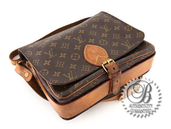 Women's Louis Vuitton Trocadero 27 Long Strap Crossbody Bag