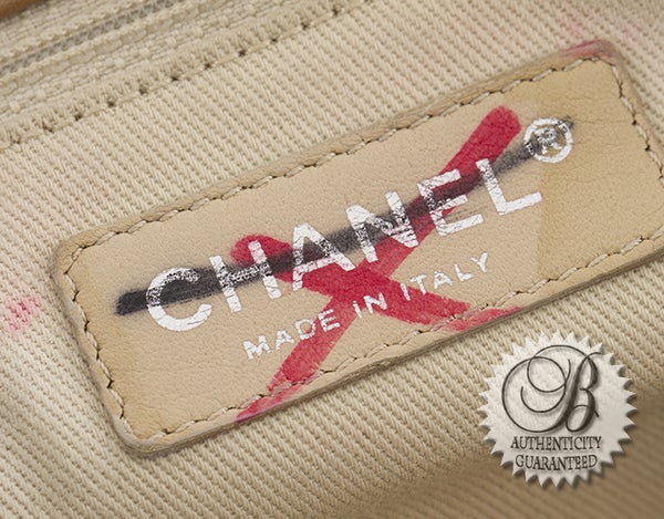 Chanel Beige Lamb Diamond Stitch Expandable Tote Bag For Sale 3