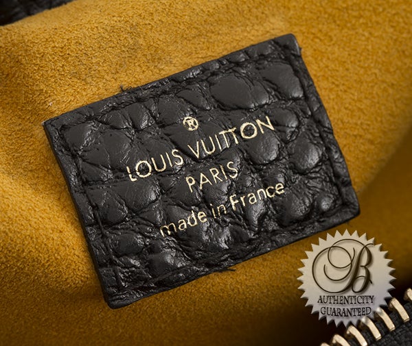Louis Vuitton Black Denim  Mahina Noir Hobo Bag For Sale 2