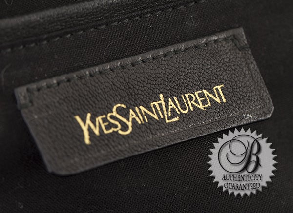 YSL Yves Saint Laurent Black Metallic Stingray Large Easy Satche For Sale 4
