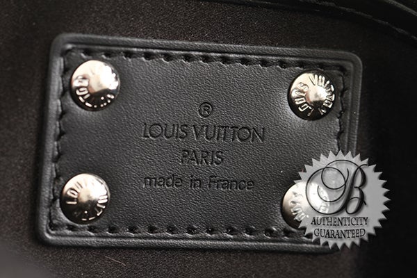 Louis Vuitton Conte de Fees Bag Pochette Purse For Sale 3