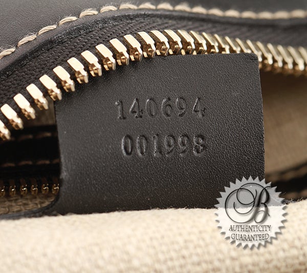 Gucci Monogram GG Pelham Classic Braided Handles Shoulder Bag For Sale 6