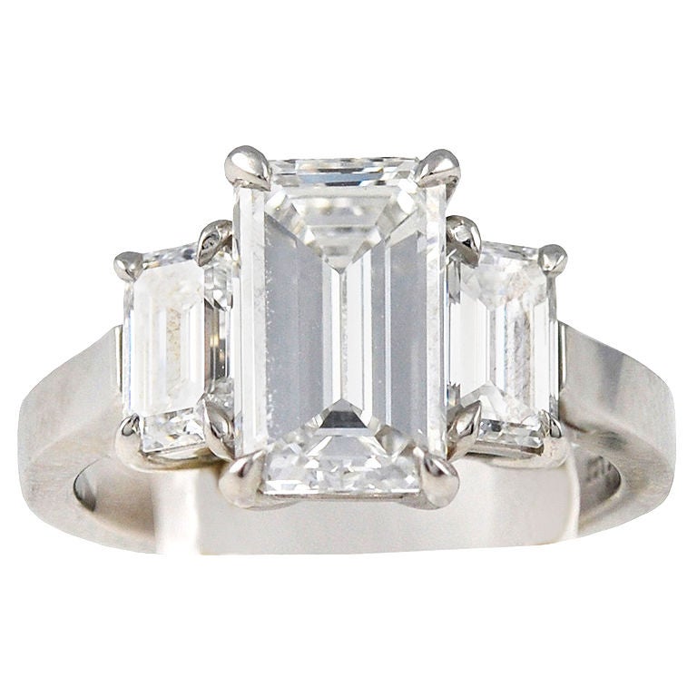 Gorgeous Emerald Cut Diamond Ring, 2.34 CT 'F' 'VVS1' For Sale