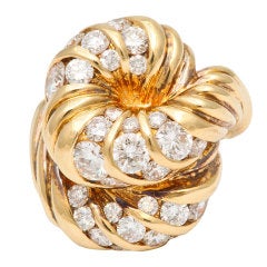 Diamond & Gold Knot Ring