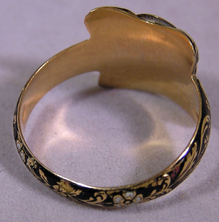 Antiker Schweizer Emaille-Porträt-Ring (Viktorianisch)