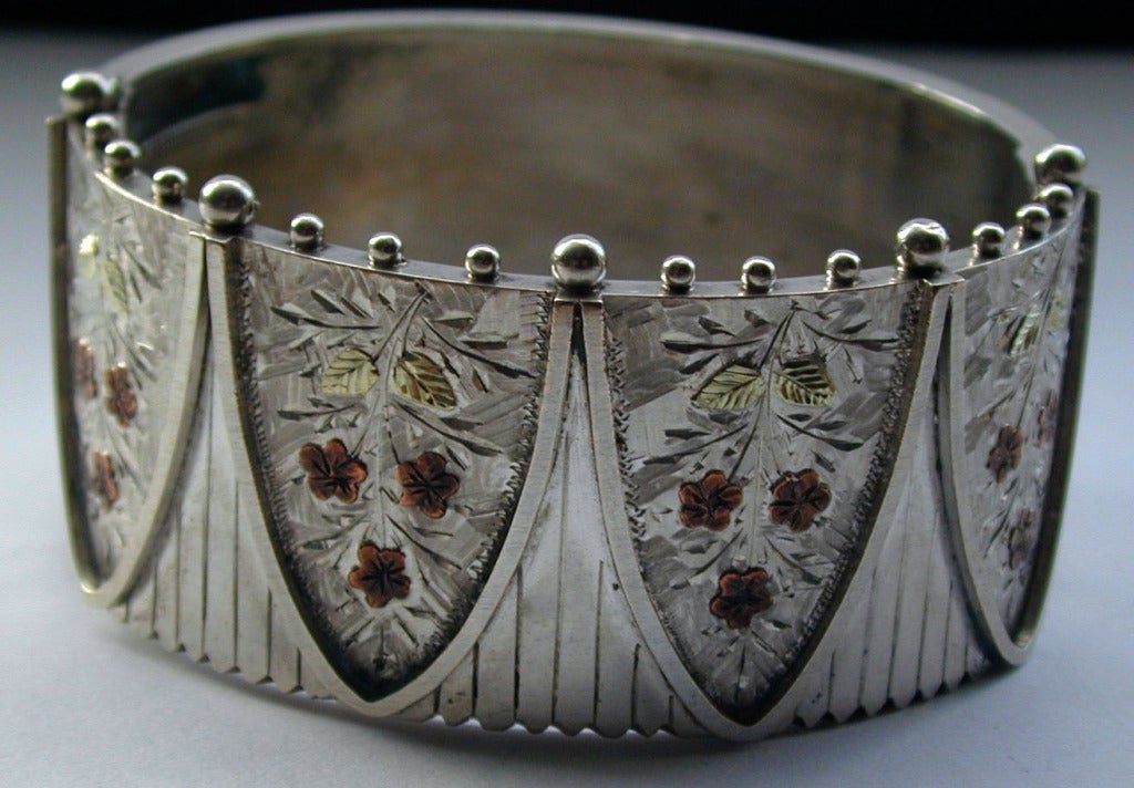 Antikes Manschettenarmband aus Silber mit 2-farbigem Gold 2