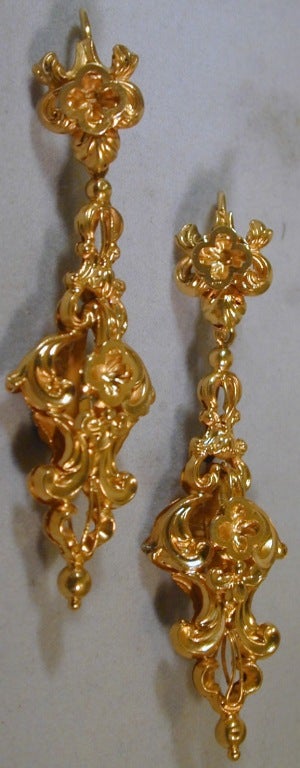 Women's Antique Gold Ornate Drop Earrings