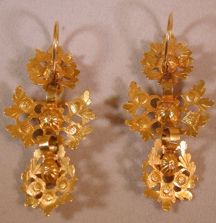 Antique 18K Gold and Mirrored Glass Spanish Earrings 1