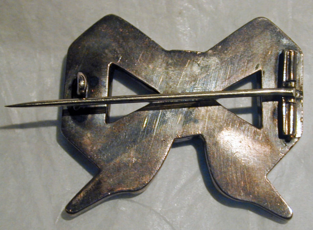 Victorian Antique Scottish Agate Bow Pin