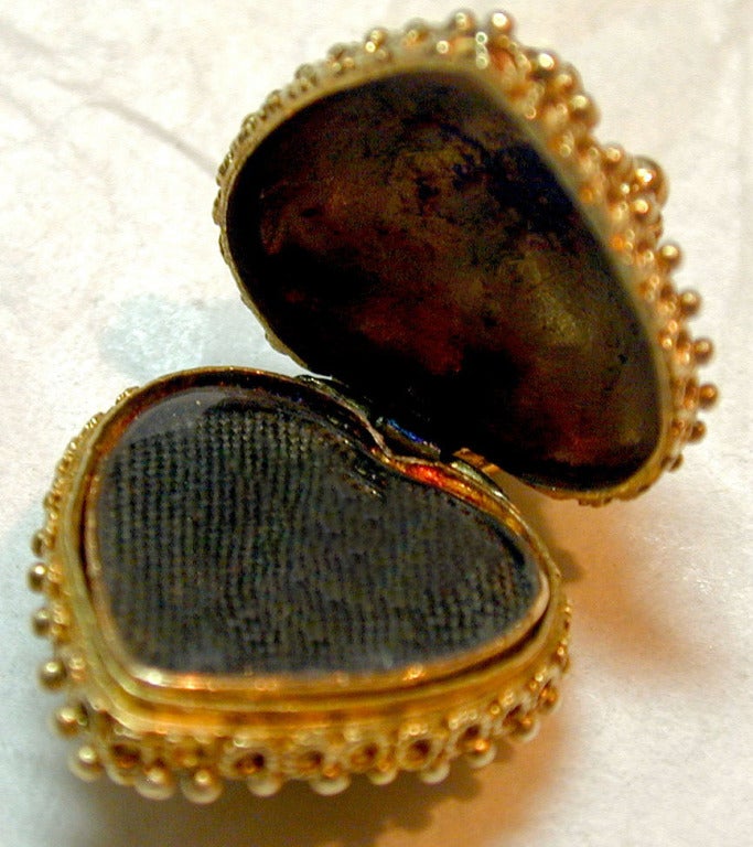 Antique Heart Locket 2