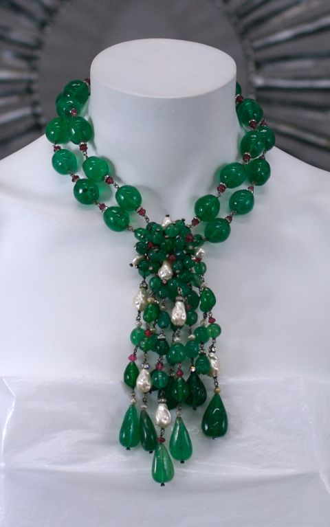 Chanel Emerald Moghul Sautoir In Excellent Condition In Riverdale, NY