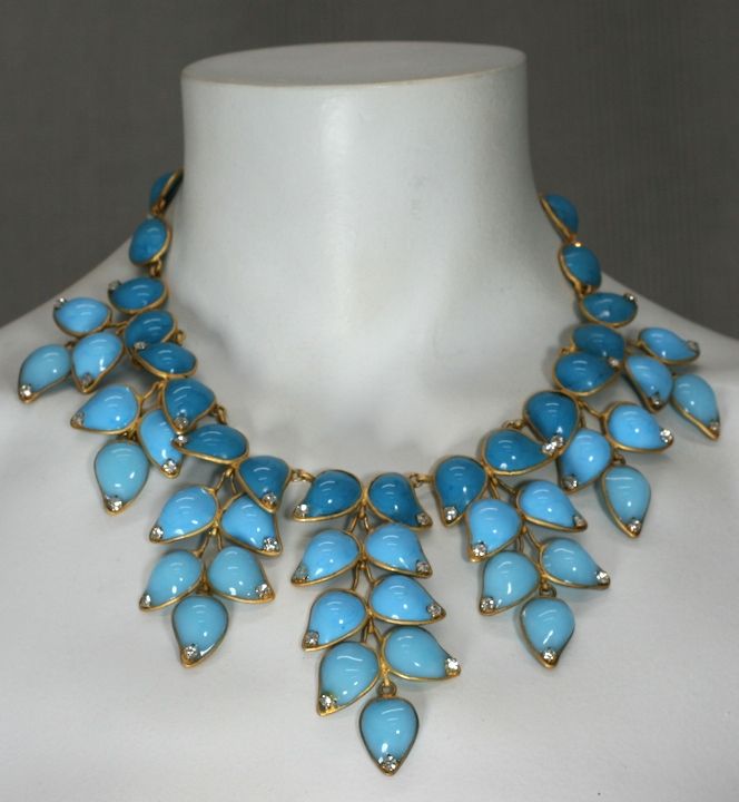 Important Moghul Pate de Verre Collar, Chanel In Excellent Condition For Sale In Riverdale, NY