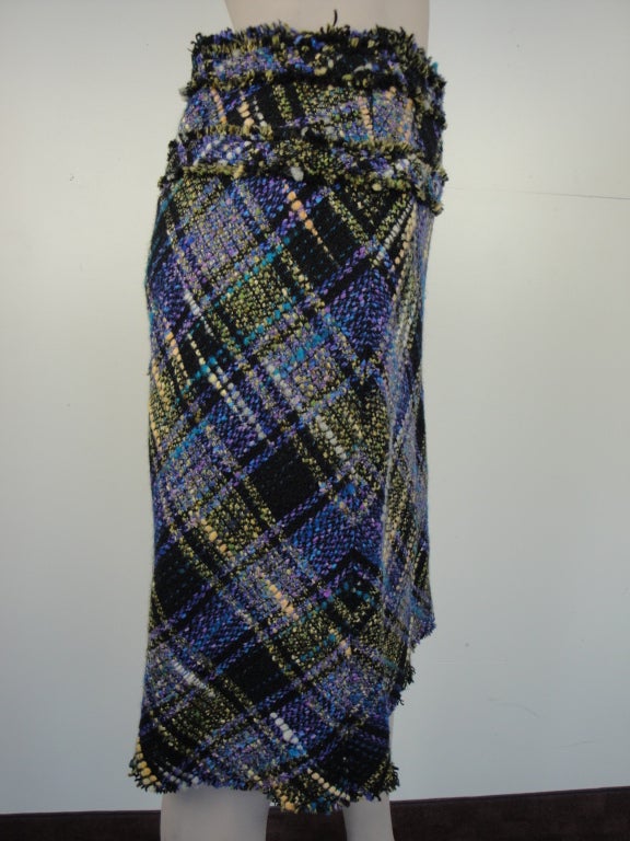 Tuleh black,purple,cream,tweed skirt,fully lined in silk and back zipper.