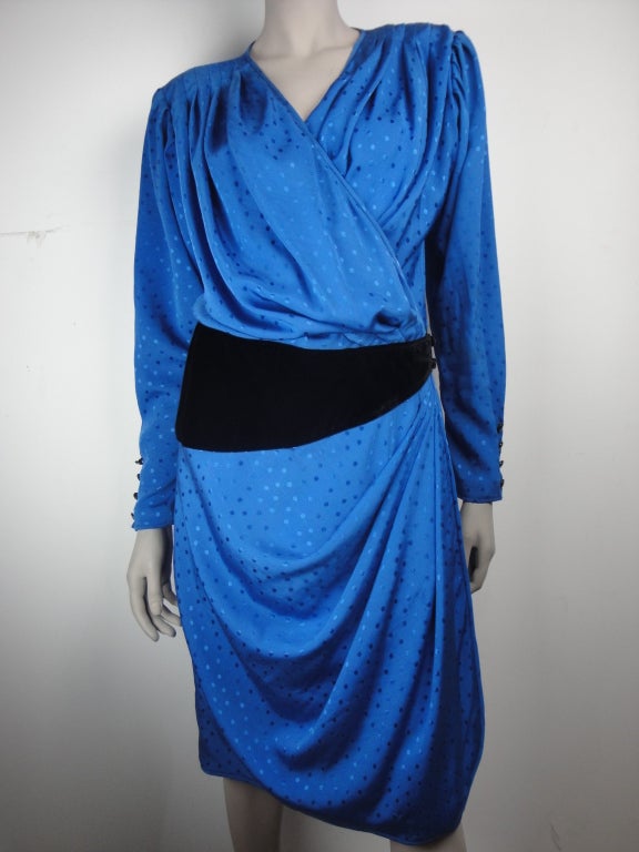 Ungaro royal blue silk dot draped dress with black velvet band and back zip. label Ungaro