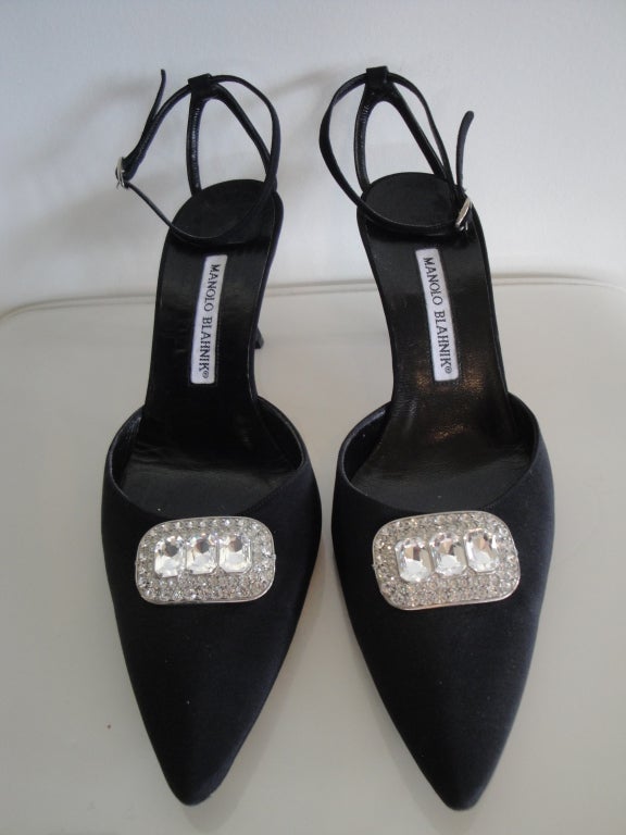 Manolo Blahnik black satin mid-heel shoe with gorgeous crystal encrusted detail.