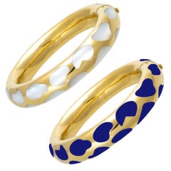 TIFFANY & CO. CUMMINGS Mother of Pearl and Lapis Bangles