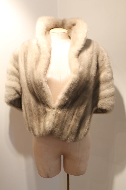 Women's Bill Blass Light Gray Mink Stole