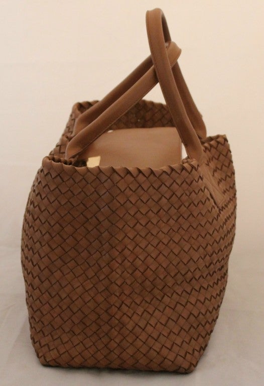Bottega Veneta Large Brown  Woven Leather Handbag 4