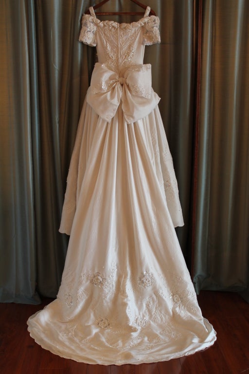 Women's Unique Eva Haynal Forsyth 1989 Wedding Dress