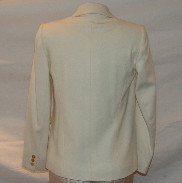 Hermes Vintage Ivory Cashmere Jacket - Size 38 - Circa 90's - Never worn In New Condition In West Palm Beach, FL