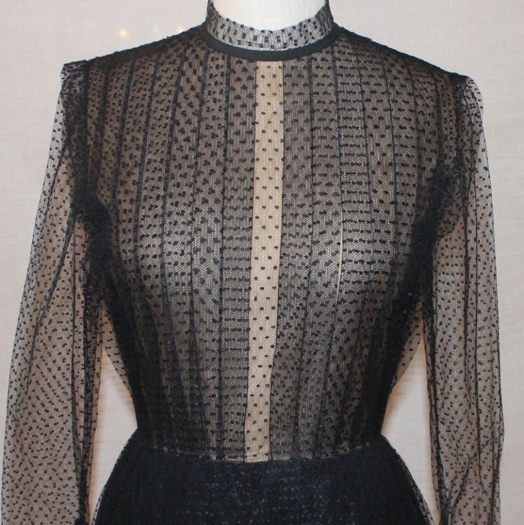 Pauline Trigere Black Point d'esprit Gown - size 10 - Circa 70's In Excellent Condition For Sale In West Palm Beach, FL